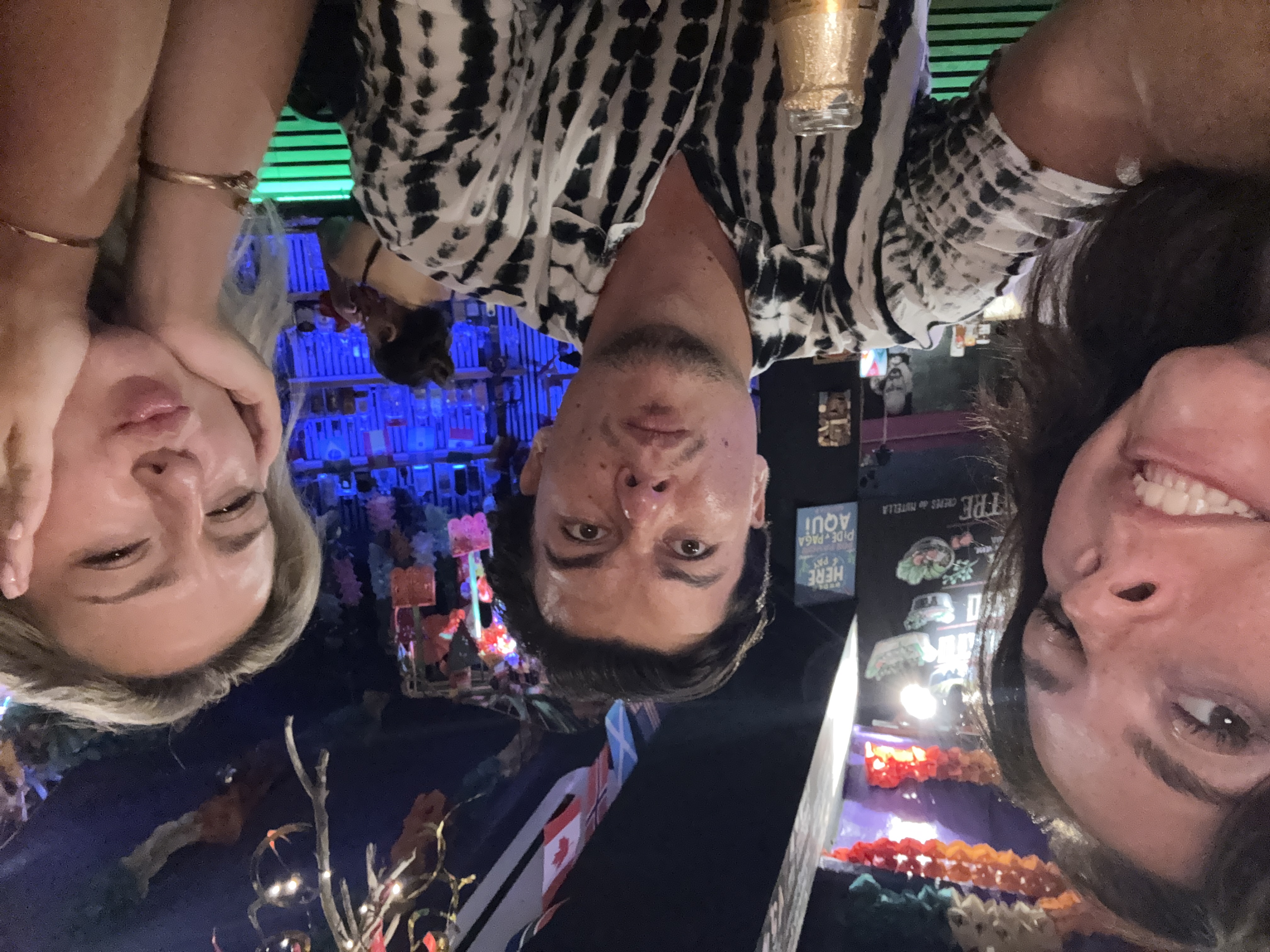 Photo at 7 MACHOS