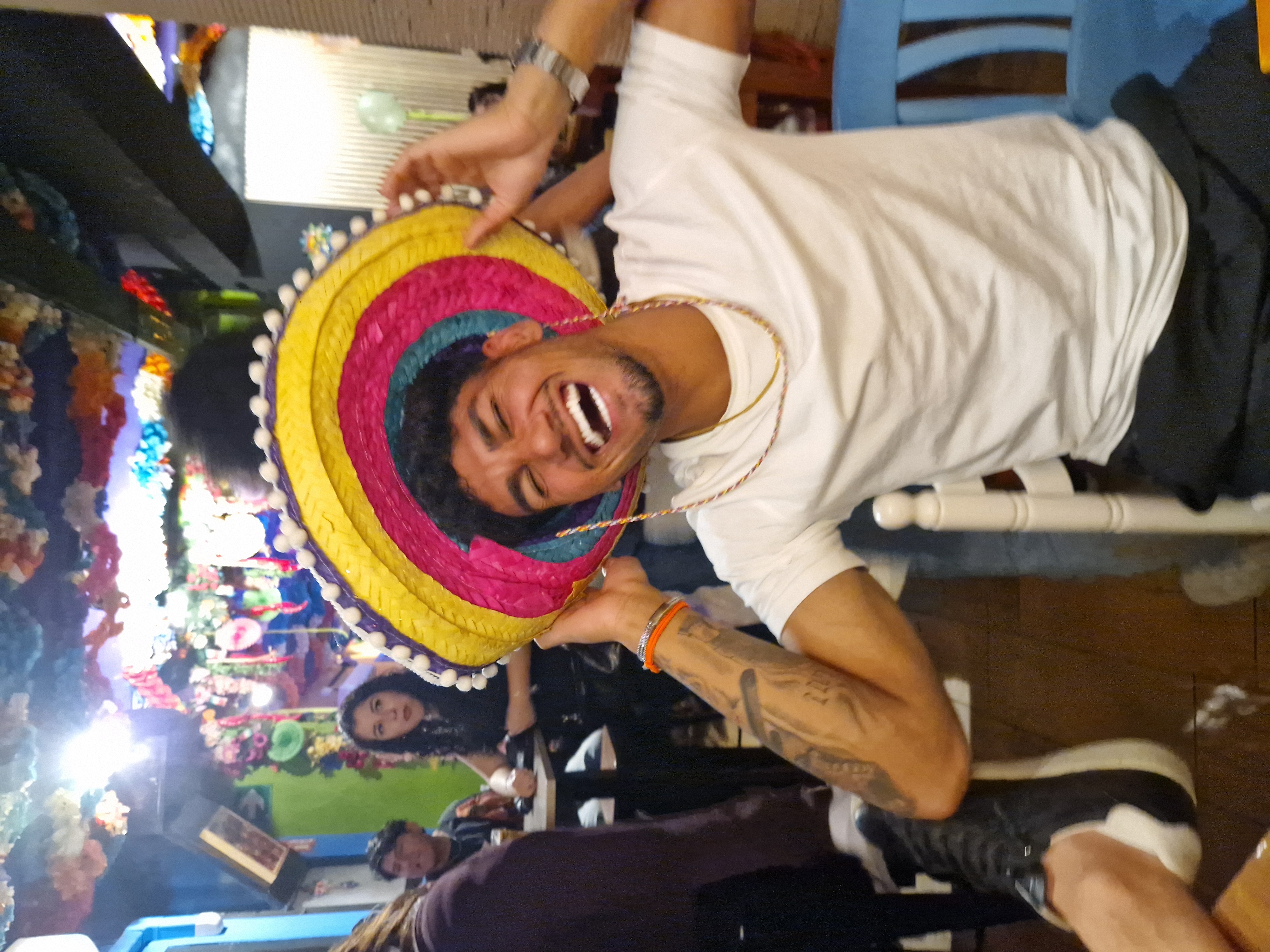 Photo at 7 MACHOS