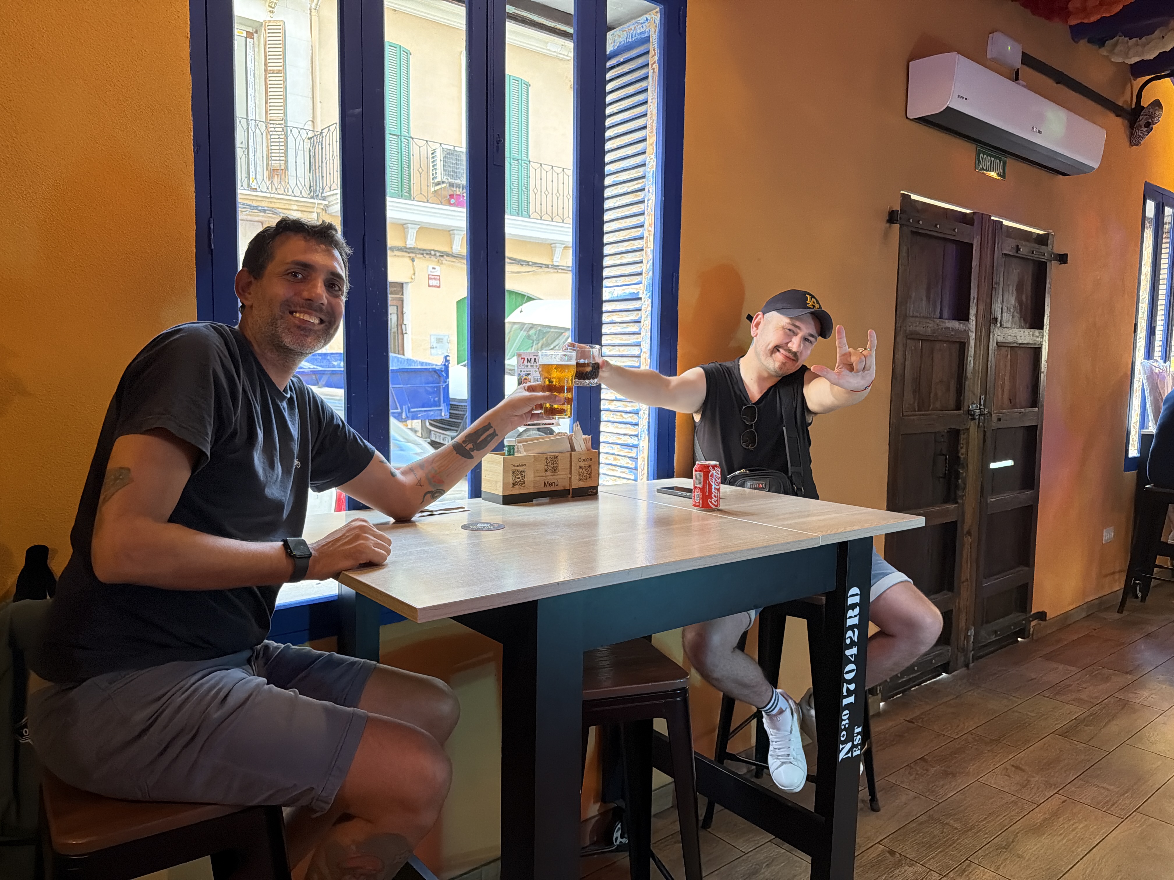 Photo at 7 MACHOS