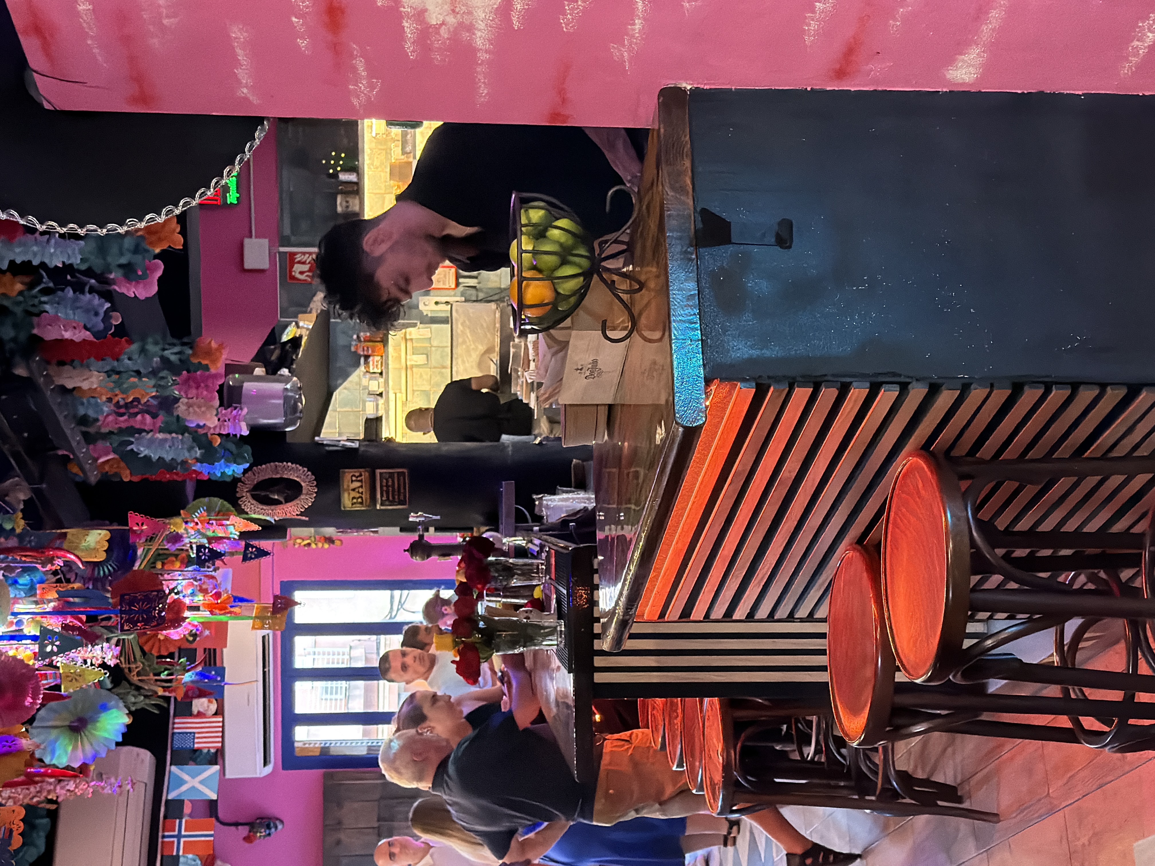 Photo at 7 MACHOS